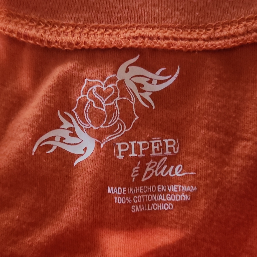 ESMALL orange Halloween Tee...Piper and Blue